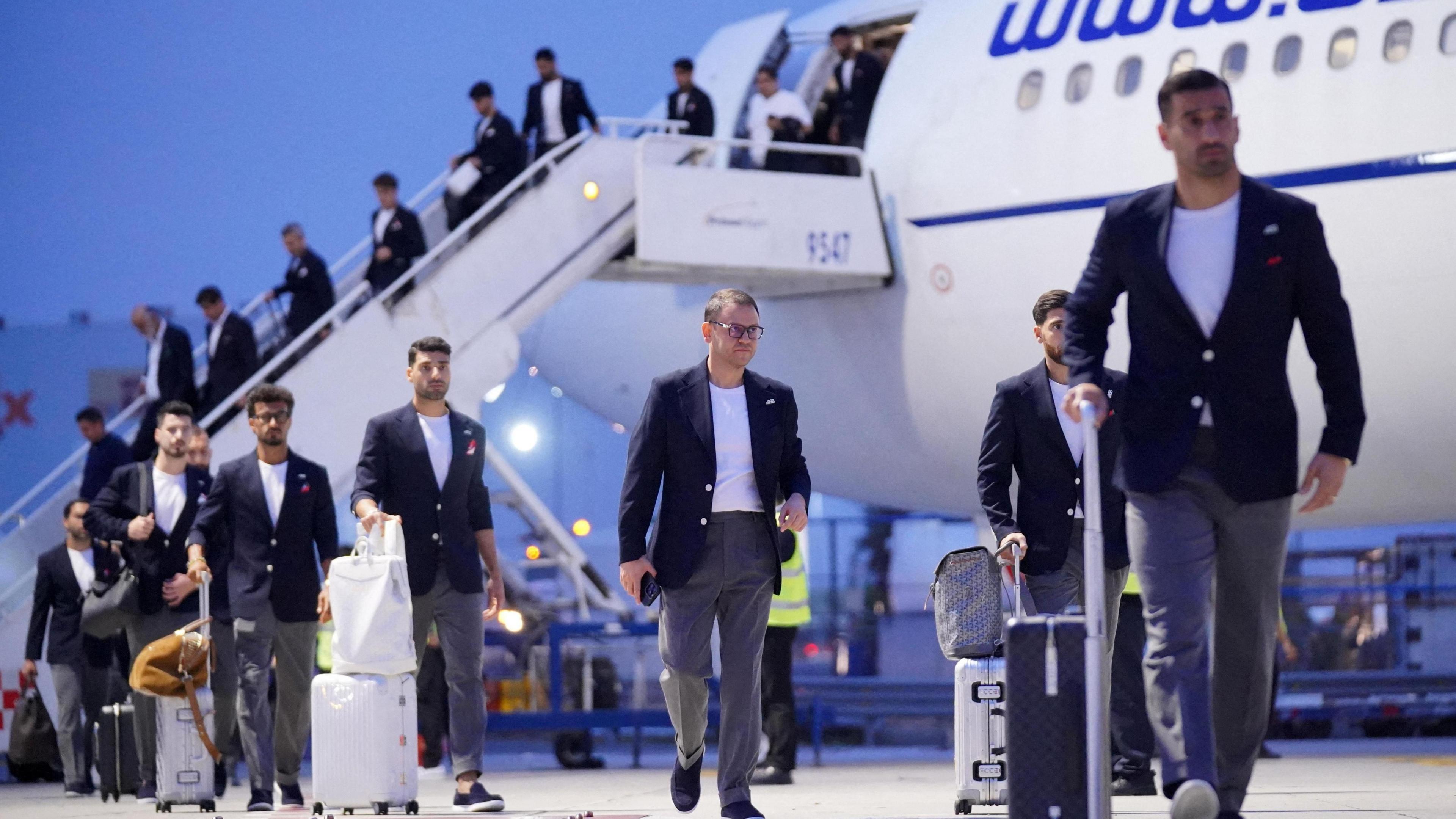 America in visa nudhinumuge massala hoonuvefai vanikon Iran team Mexico ah