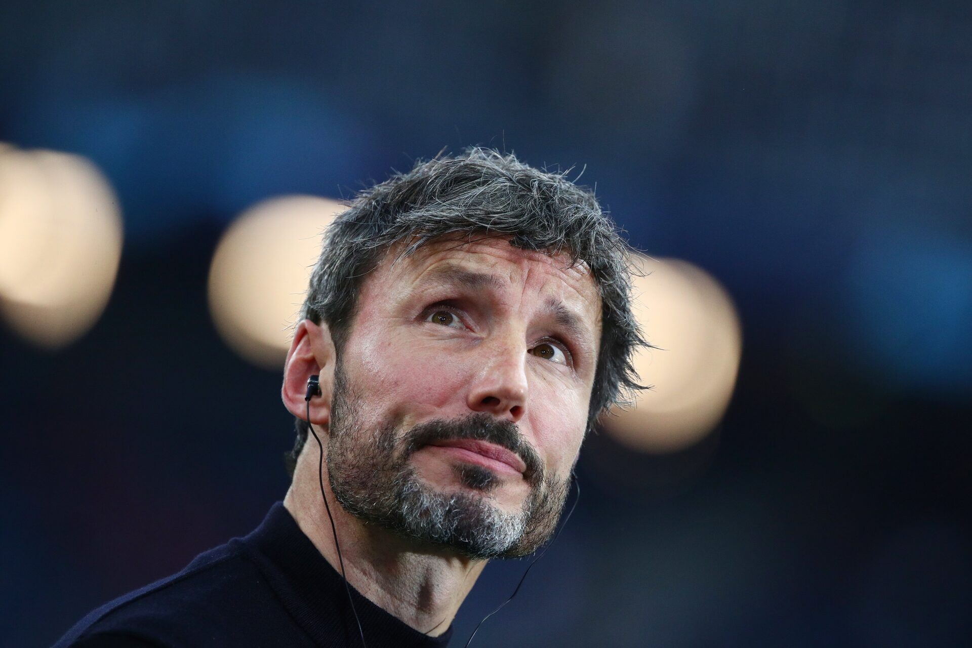 Belgium ge coach akah Netherlands ge kureege midfielder van Bommel